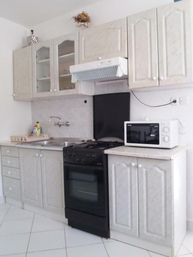 Apartmani Ana-Lora Lopar Zewnętrze zdjęcie